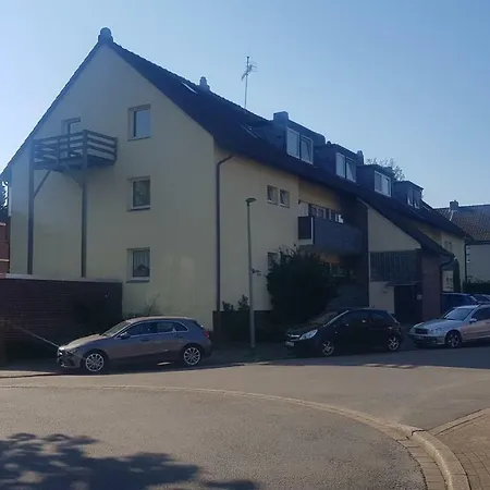 Aus-ge-schlafen *